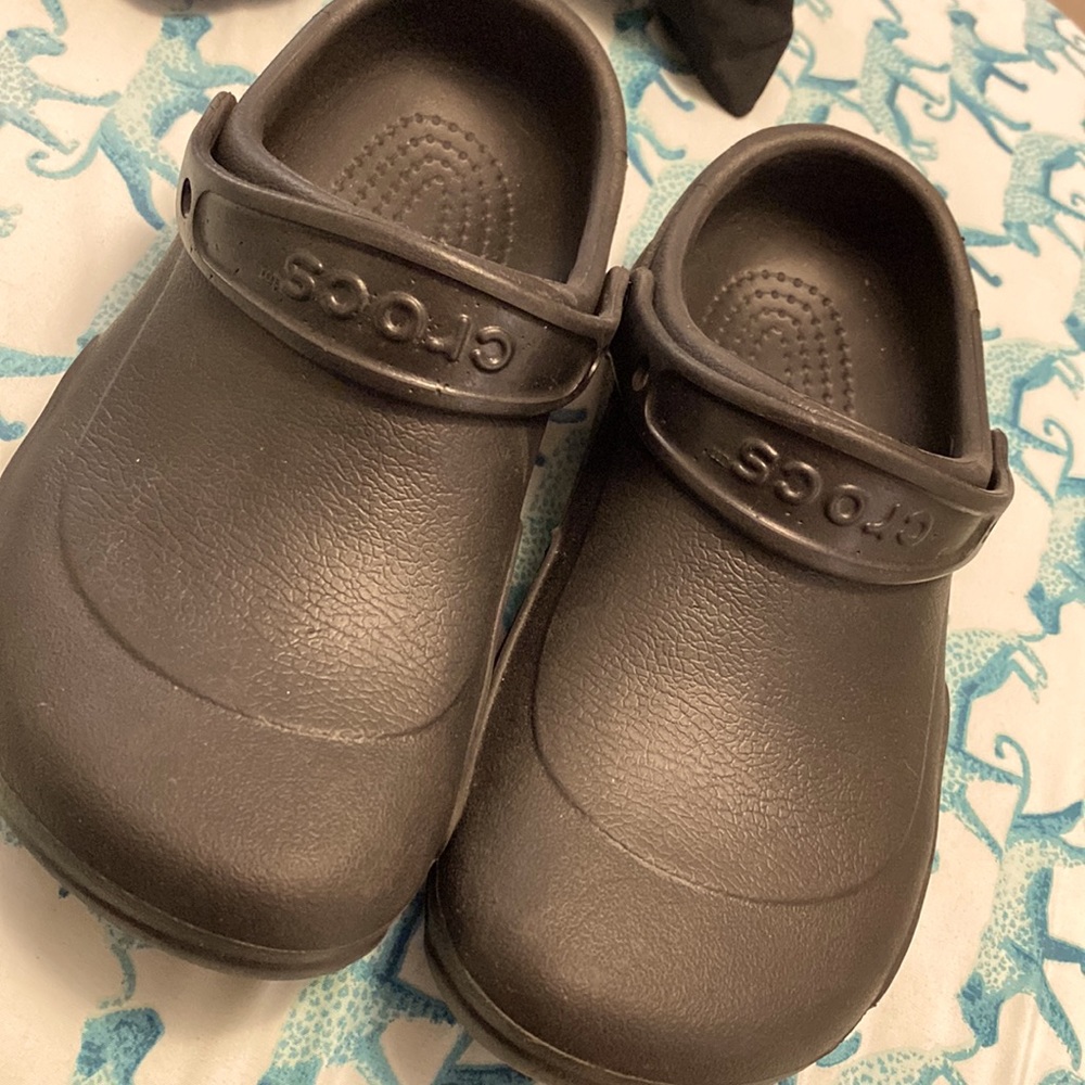 Black work crocs